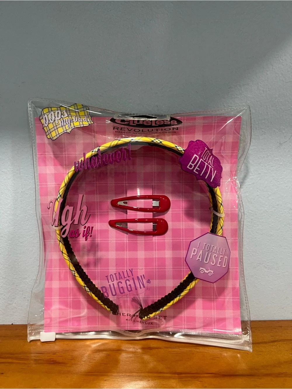 CLUELESS REVOLUTION NIB Cher Hair Set Yellow Plaid Headband & Red Clips